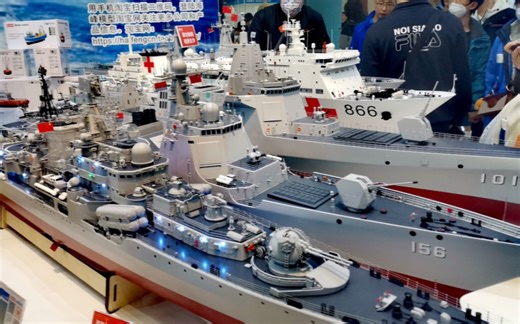 可以自行体验开军舰的乐趣哟~做工超精细的大比例遥控船模~第21届中国国际模型博览会海峰模型展位的相关视频~各种非常棒的舰船模型