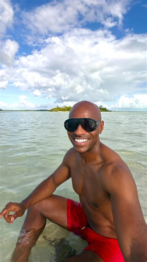 Nathan Fluellen on Instagram: "Flying with @americanair made getting to Belize feel effortless. Lounges, good energy, first class travel…then the next thing you know, I’m underwater at Hol Chan exploring the 2nd largest Great Barrier Reef, and ending the night dining on the freshest seafood. That’s how a quick escape should feel. #AmericanAirPartner"