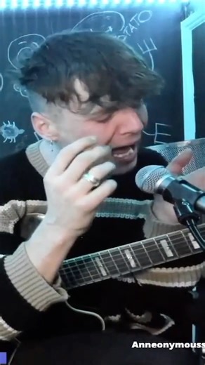 119K views · 2.8K reactions | miss jamming out with my spirit animal @livsangster !!!! recorded these livestreams about a year ago with some of the homies before i left on my venture to Canada... they have been posted over on my youtube, go give them a watch if you wanna relive the fun❤️ #renmakesmusic #renmakestwitch #UKsinger #improvisation #brightonbuskers | Ren | Facebook