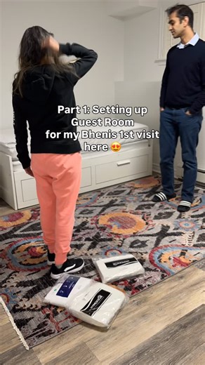 Nadiya Najib: Digital Marketing Expert on Instagram: "The excitement of ‘Bheni finally a rahi hai’ 🤩 #lifestyleblogger #canadianpakistaniblogger #familylove #sisterlove"