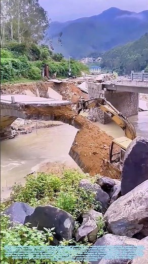 Structural Deconstruction: How a Single Machine Methodically Dismantles a Concrete Bridge