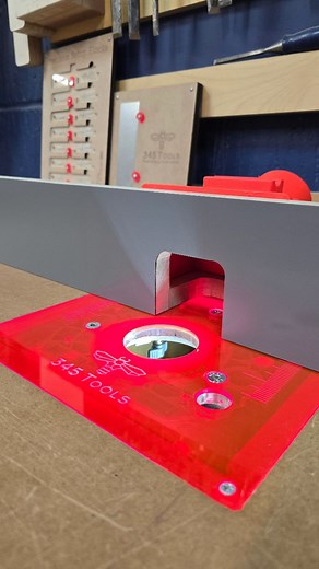 Check this out, a Router Table Base Plate...What do you think? One of the things I love the most is having an idea and the being able to go see if I can make it a reality... When I started, this was going to be a clear baseplate. Why not, that's what everyone else does...right? Pfft, when has following the crown ever been any fun! I figured I would use some of the Red neon acrylic I have, if Ive done that I may aswell add some lines to help even the fence up and while I'm at it let's add the 345