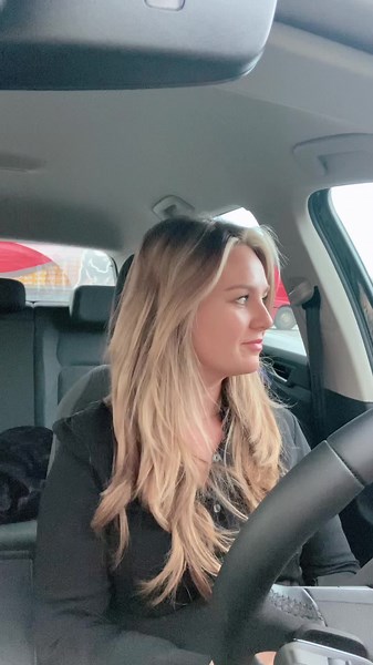 Exploring Friesland Language and Culture on Live Radio