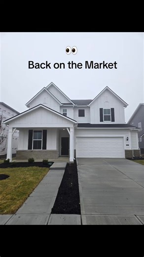 👀 This is back on the market and it will not last long. 5 bedrooms, 3 baths. Main level guest suite, sunroom, spa-like walk in shower. And were doing a huge interest rate promo right now. Message me for more details! #moveinready #PlainfieldIN #AvonIN #pultehomes #buildwithnicole