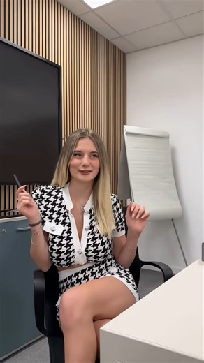 Office Skirt Outfit That Instantly Elevates Your Work Style 👗✨