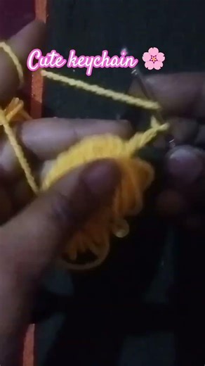 diy crochet keychain 🌸 #diy #crochet #crochettutorial #crochetpattern #keychain #youtubeshorts