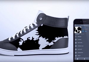 SwiftWear e-paper sneakers let you change your look instantly