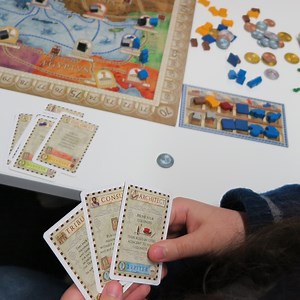 Cooperating to Compete | Proceedings of the 2018 CHI Conference on Human Factors in Computing Systems