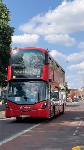 Arriva London Wright Streetdeck Electroliner ES3 LV23EBX on bus route 279 arriving Nutfield Close