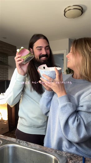 one of the best dates cause you get to make something special to commemorate the moment 🥹💘 so much fun 🎨 #crockadoodle #datenight #hobbies #potterypainting #dateideas