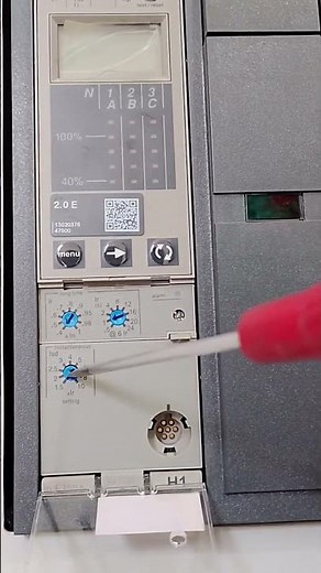 Schneider MicroLogic 2.0E Tripping Unit in Breaker Parameters Adjustment