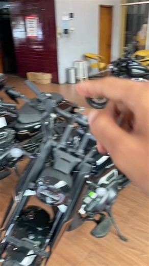 Discover the QJ Motor SRV 250: The Ultimate 250cc V-Twin Bike