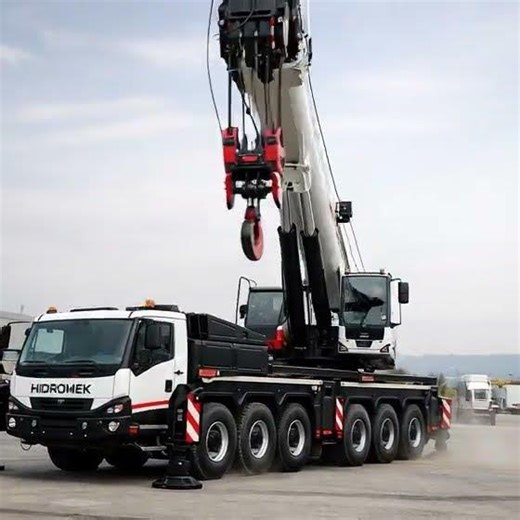Hidromek mobile crane#AI#shorts