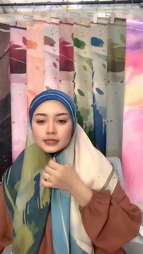 Join our LIVE and get exclusive promotions!