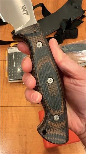 CARROLL’s CUSTOM SCALES ATAYAL XL from Work Tuff Gear
