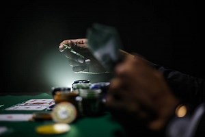 Decentraland Invests in Decentral Games to Support Metaverse Poker
