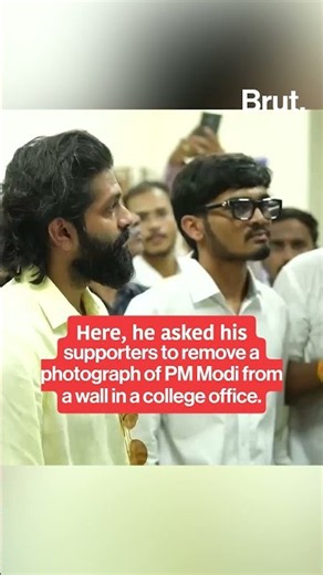 FIR against Raj Thackeray’s son after he got PM Modi’s photo removed from Pune college.