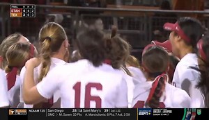 STANFORD GETS THE W No. 12 Stanford delivers, grabbing the upset win by defeating No. 2 Texas, 4-3 (8 inn.)! #NCAASoftball x 🎥 LHN / Stanford Softball | NCAA Softball