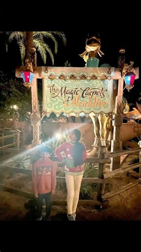 Magic carpet of Aladdin Ride #disneyland #aladdin #shorts #ytshorts #viral #trending #rides #fun
