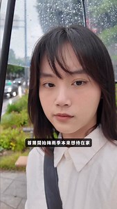 出門買麵包就回家的一天 這家最近真的太紅 我以為已經很早去結果第一批都快賣完 而且路人經過真的都會被香到停下來 然後默默就買來吃（真的沒誇張） 個人覺得他們家麵包很Q彈 餡料滿滿不會乾巴巴 不過韓國的大蒜口味都帶甜口味 跟以前吃過的不一樣 我自己是蠻可以接受的很喜歡 太晚去的話真的很容易賣完 推薦給大家✨✨ 📍Garlic Boy 廣藏市場46號 #韓國旅遊 #韓國美食 #廣藏市場 | Seas 씨스 ꕤ︎︎