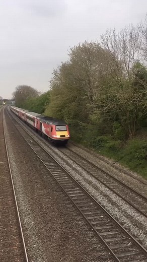 Saying Farewell to the Class 43 HST Trains