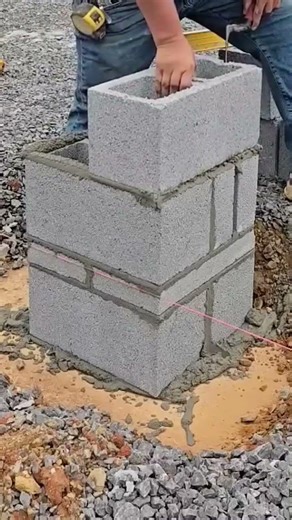 How to make a Pillar by Hollow blocks 🧱🧱⛪️#bricklayer #bricklaying #blocks