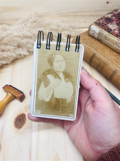Vintage Victorian Woman's Notebook • Upcycled Old Photo • Handmade • Retro Notebook • Original and Retro Notepad • France - Etsy