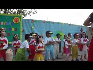 Apresentação da Primavera - Pré I E (Turma da tarde) Música: É de Chocolate