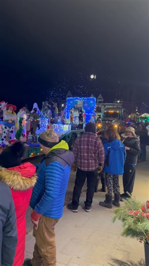 It was chilly outside the gallery. A few chose to watch from inside while they warmed their toes. | Carleton Place Gallery