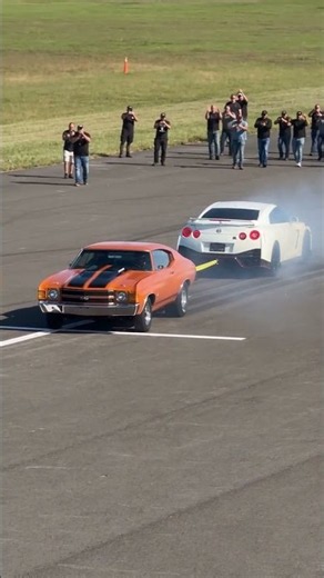 1970 Chevelle SS 454 vs 2023 GT-R. Tell me again that classics are outdated. 😏