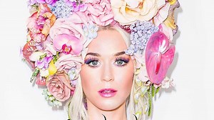 Katy Perry Ngidam Selama Hamil, Diam-Diam Selalu Bawa Ini di Tasnya