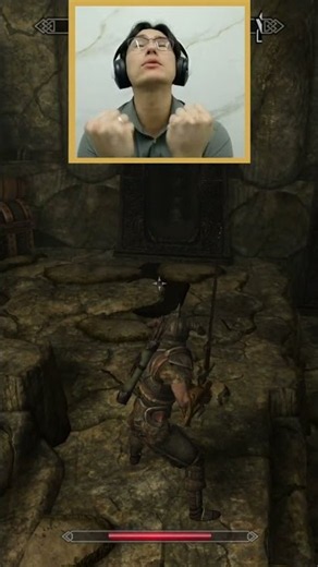 Sobrevivemos a uma sala cheia de draugr em Skyrim e ainda roubei o golpe final