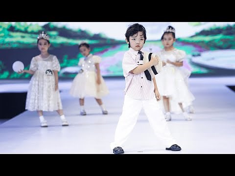 Adorable and Professional: Little Models Rocking the Fashion Show | Fashion show
