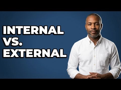 How Do Internal Government Resumes Differ From External Applications?