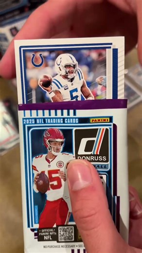 Let’s open up 2 packs of 2025 Donruss Football Cards!!🔥 #sportscards #packopening #footballcards