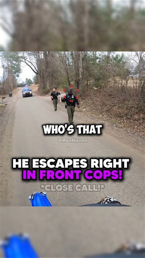 Biker ESCAPES Right In Front Cops!😮@MotoClashMedia