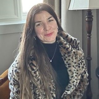 Carolina P., Real-World Fluency | Daily conversation | Have fun while you learn | Learn with English Tutors