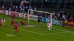 273K views · 6.9K reactions | Vandaag 20 jaar geleden plaatste #Ajax zich voor de finale van UEFA Champions League door deze heerlijke 5-2-zege op FC Bayern München! #Ajax1995 20 years ago today #Ajax qualified for the final of the UEFA Champions League with this glorious 5-2-zege victory over FC Bayern Munich! | AFC Ajax | Facebook