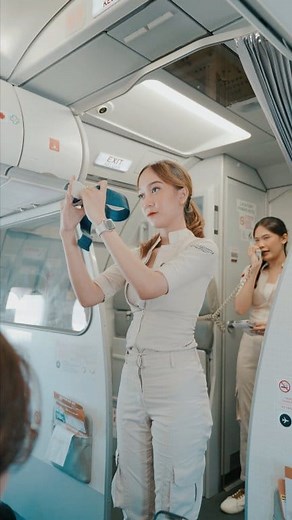 Cabin crew perform the safety demonstration before every flight to ensure all passengers know what to do in case of an emergency. Every detail matters. ✈️💼 | Flight Friends