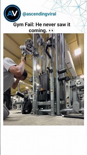 He started a normal cable workout... then accidentally unlocked a brand-new gym fail. 😭