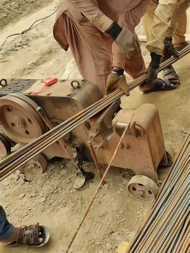 how-sarya-cutting-tricks#waterproofing #trending #construction #skills #ideas