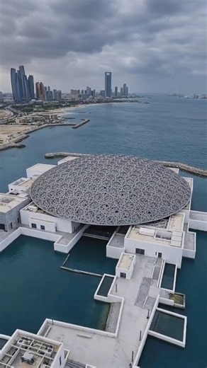 The $1.4 Billion Sea Floating Dome Museum in Abu Dhabi #newstylehotal