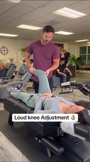 Knee Adjustment Relief: Chiropractor Explains Inside Knee Pain