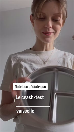Amélie Haguet on Instagram: "En tant que diététicienne pédiatrique, je suis attentive aux contenants que nous utilisons pour nos petits. J’ai reçu les produits @mes_assiettes_inox d’Alice et je suis ravie de vous partager mon retour sur cette superbe découverte. Pourquoi je valide à 100% : 🥣L’inox : Contrairement à certains plastiques, l’inox est un matériau inerte. C’est une excellente alternative pour limiter l’exposition aux perturbateurs endocriniens lors des repas. 🥣L’assiette compartimen