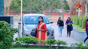 Guppedantha Manasu - Episode 723 Highlight 1. Watch #guppedanthamanasu Mon to Sat at 7.00 pm only on #StarMaa #StarMaaSerials Follow us on Instagram:https://instagram.com/starmaa?igshid=Yzg5MTU1MDY= Twitter : https://twitter.com/StarMaa?t=L_Dotp4sFWmuinHWfbr4bw&s=09 Facebook: https://www.facebook.com/maatv/ Watch the full Episode on DisneyPlus Hotstar: https://www.hotstar.com/in/tv/guppedantha-manasu/1260049160 | Star Maa