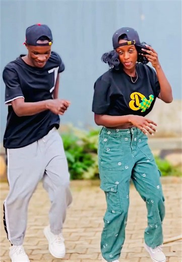 Who was here@Ava Peace @DANCING MACHINE🦁🦁 @💜dances ava💜 #videoviraltiktok2025 #dance