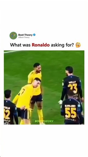 What Was Ronaldo Even Doing 😭