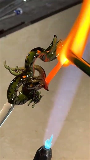 Today I m going to learn how to make a fair cup of the Green Water Dragon.#Technical