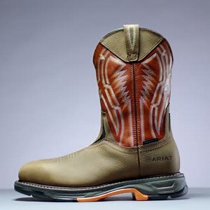 14K views · 366 reactions | The new WorkHog XT is loaded with comfort and durability. This boot delivers maximum side-to-side stability, superior cushioning, and shock absorption and is designed to withstand harsh outdoor work environments. #ariatwork | Ariat | Facebook