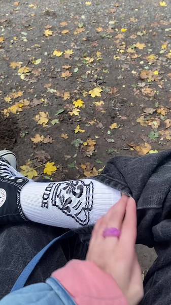 GUDE SOCKEN, BESTE SOCKEN! 🧦 #gude #hessen #bembel #socks #autumn